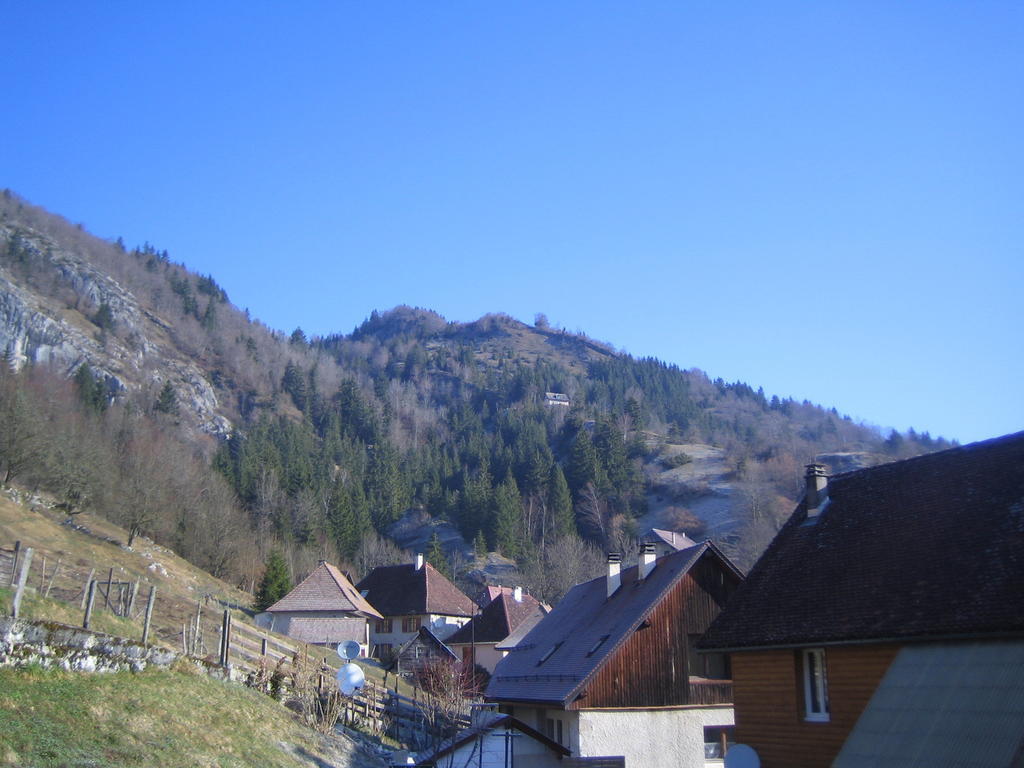 La Chouette A L'Heure Du Pinson Bed & Breakfast Saint-Pierre-d'Entremont  Dış mekan fotoğraf
