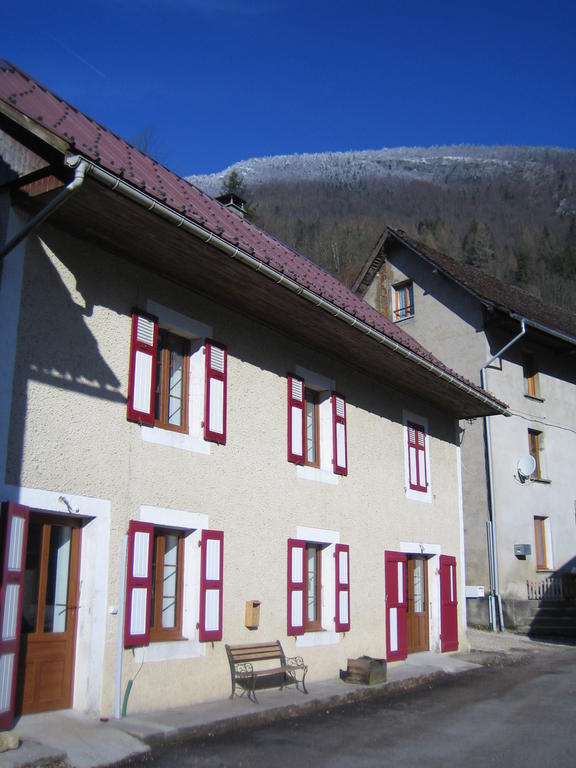 La Chouette A L'Heure Du Pinson Bed & Breakfast Saint-Pierre-d'Entremont  Dış mekan fotoğraf